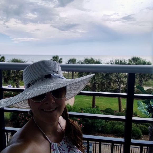 Meet your Posher, jess - Picture 8 of 16